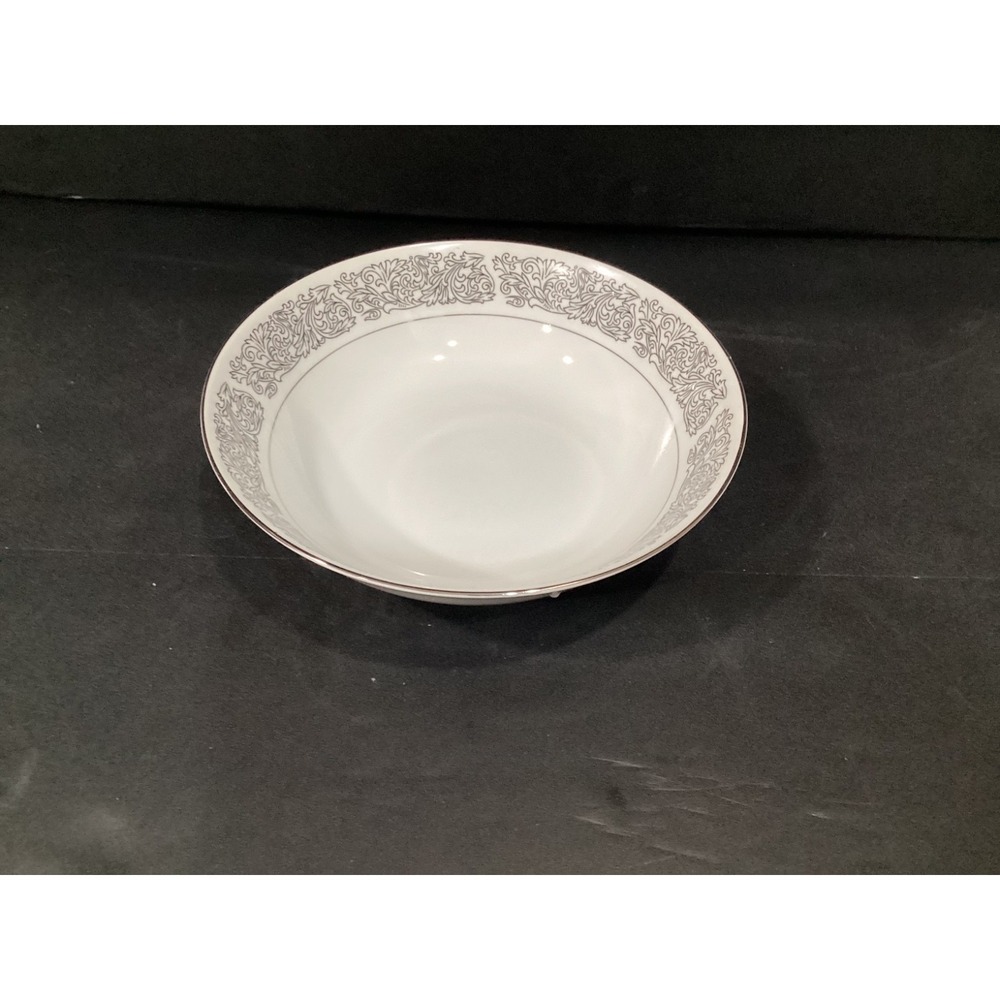 Brookwood Porcelain by Interpace Corporation M2001 Santiago Round Vegetable Bowl